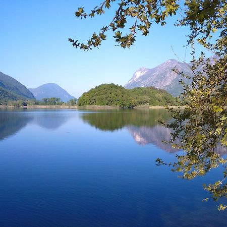 Villaggio Turistico Il Lago Dorato Carlazzo Ngoại thất bức ảnh