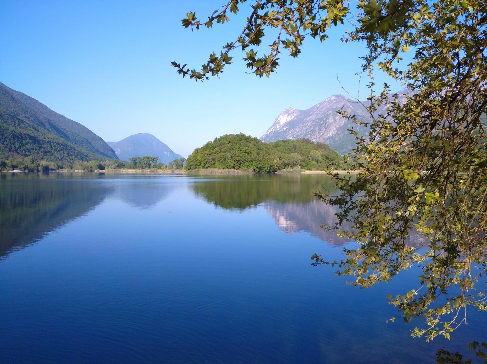 Villaggio Turistico Il Lago Dorato Carlazzo Ngoại thất bức ảnh